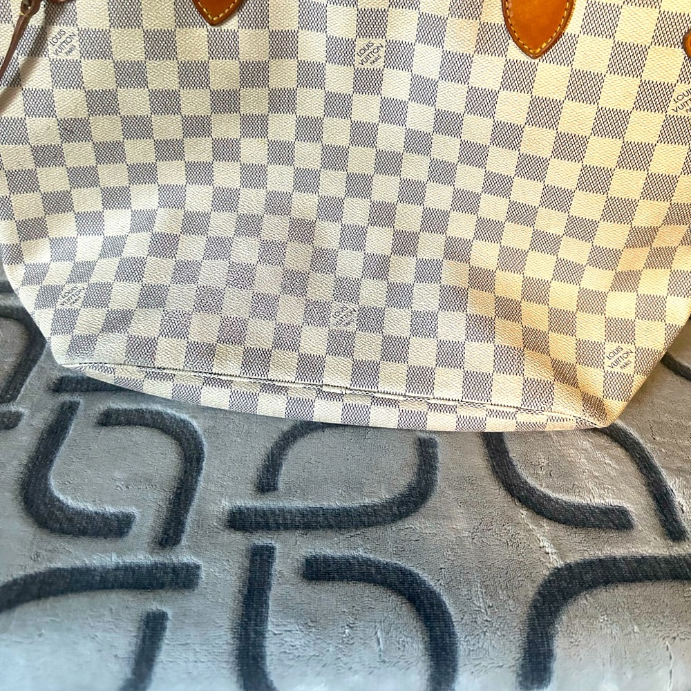 Louis Vuitton bag